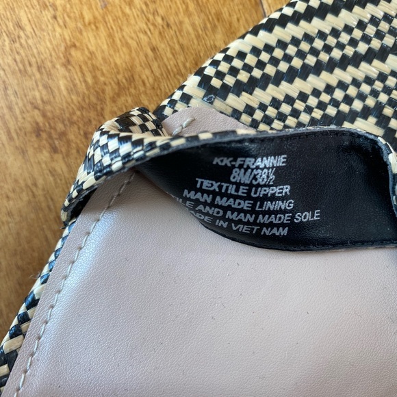 Kelly & Katie Adjustable Cross Strap Woven Fabric, Block Heel, size 8M - Picture 5 of 7